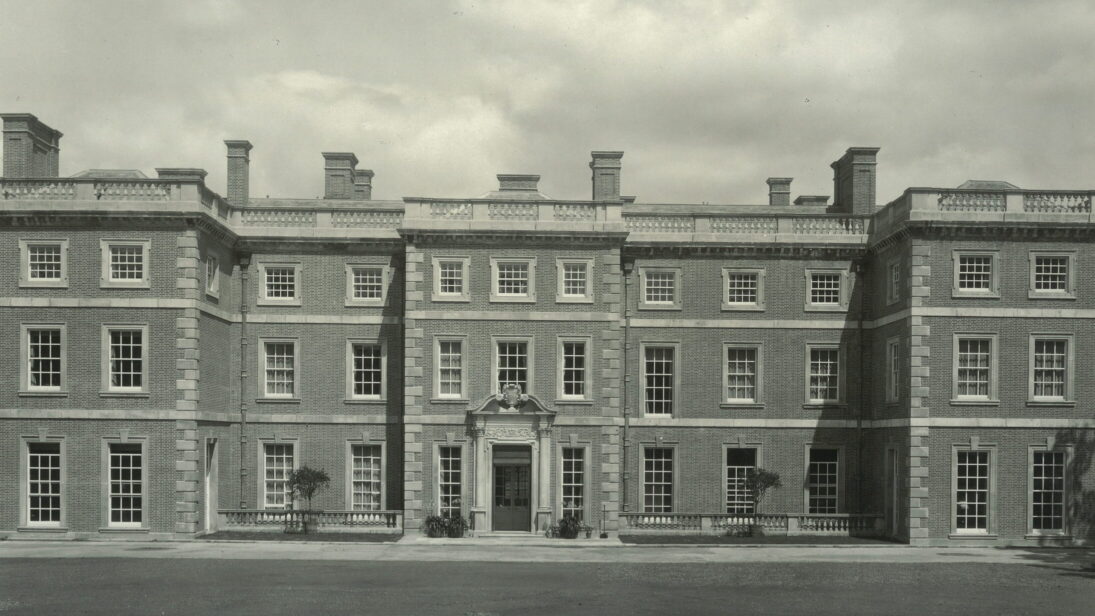 Exterior of Trent Park House, 1930. © Houghton Hall